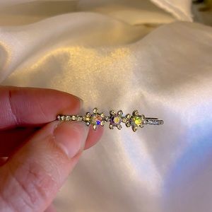 Silver Ear Cuff with Metalic & Diamond Gems